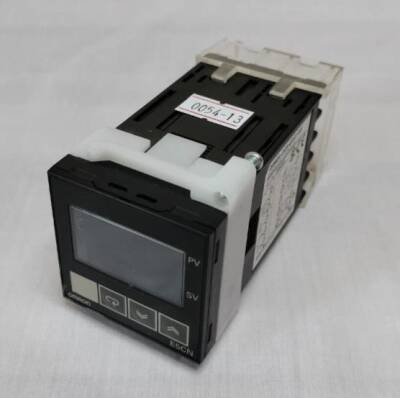 Omron E5CNQ2MTC500, Sıcaklık Kontrol Cihazı - 2