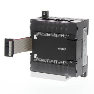 Omron CP1WMAD42.1, 4-Analog Giriş-Çıkış G/Ç PLC - 1
