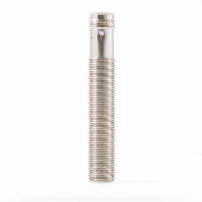 OMRON E2BM12LS04M1C2OMI, M12 4MM DC 3-TEL NPN-NC M12 KONN UZUN SENSÖR - 1