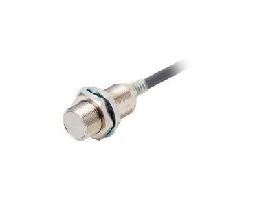 Omron E2EX7D1N2MOMS,  Endüktif sensör, M18, düz kafa, 7mm, DC, 2 öfke, NA, 2m santral - 1
