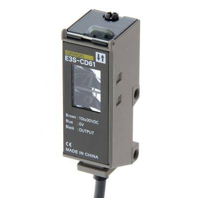 Omron E3SC D612 MOMS , Fotoelektrik sensör, cisimden yansımalı, 700mm, DC, 3, NPN-PNP, düşey, 2m direksiyon - 1