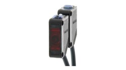 Omron E3ZT81A2MOMI,  10M DC PNP 3-TEL 2M K. IŞIN SENSÖR