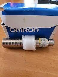 OMRON SENSÖR M18 UZUN TİP KONNEKTÖRLÜ 24-240AC - 1