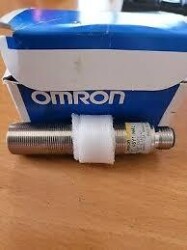 Omron TL-X5Y1-M4L ,Yakınlık Anahtarı Sensörü