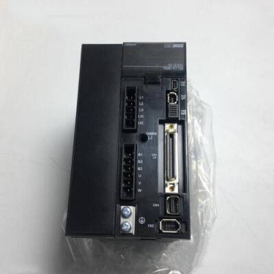 Omron R88DKT15H, Servo Sürücü - 1