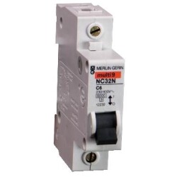 Schneider Electric 12239,Kaçak akım devre kesici ID FI, 4p, 25A, A sınıfı 300mA