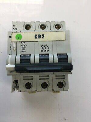 Schneider Electric, 24351, C60N3PC20A 6KA C SE 20A 3KUT OTO SİG. - 1