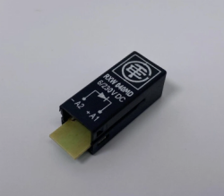 Schneider Electric RXW040MD, RXZ-7G için soket tip koruma diyod - 2