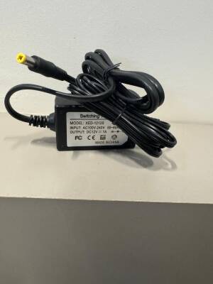 Switching Adaptor XED-1212, AC100V-240V-50-60 HZ-DC12V - 1