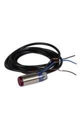 Telemecanique Sensor XUB9BNBNL2, 2-24VDC 2m Kablolu Polarize Reflektörlü Fotoelektik Sensör